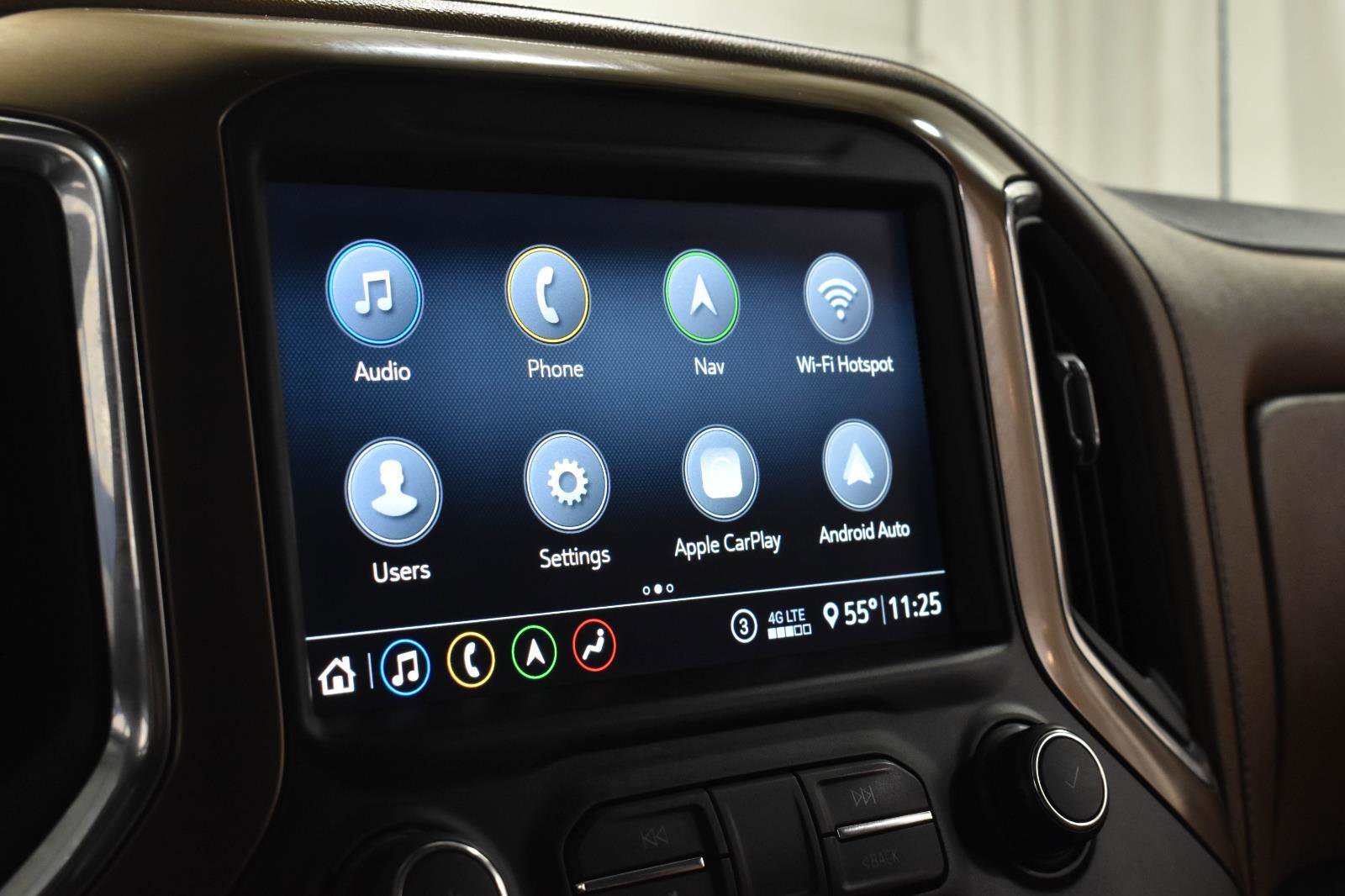 Used 2020 Chevrolet Silverado 1500 High Country image 17