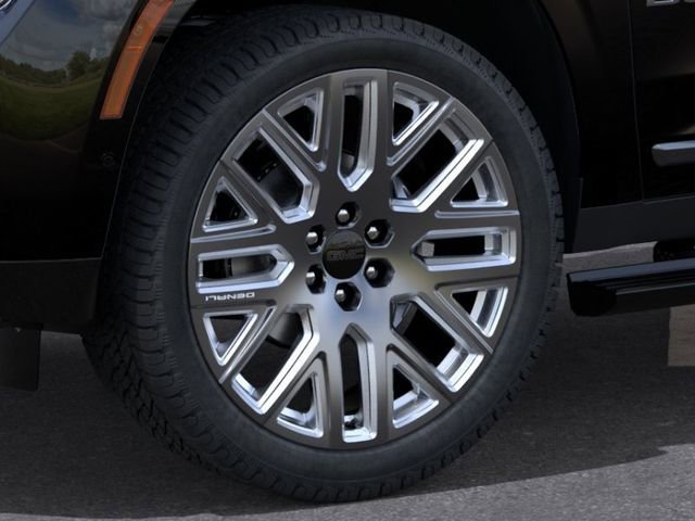 New 2026 GMC Yukon Denali Ultimate w/ LPO, Floor Liner Package AWD/4WD image 9