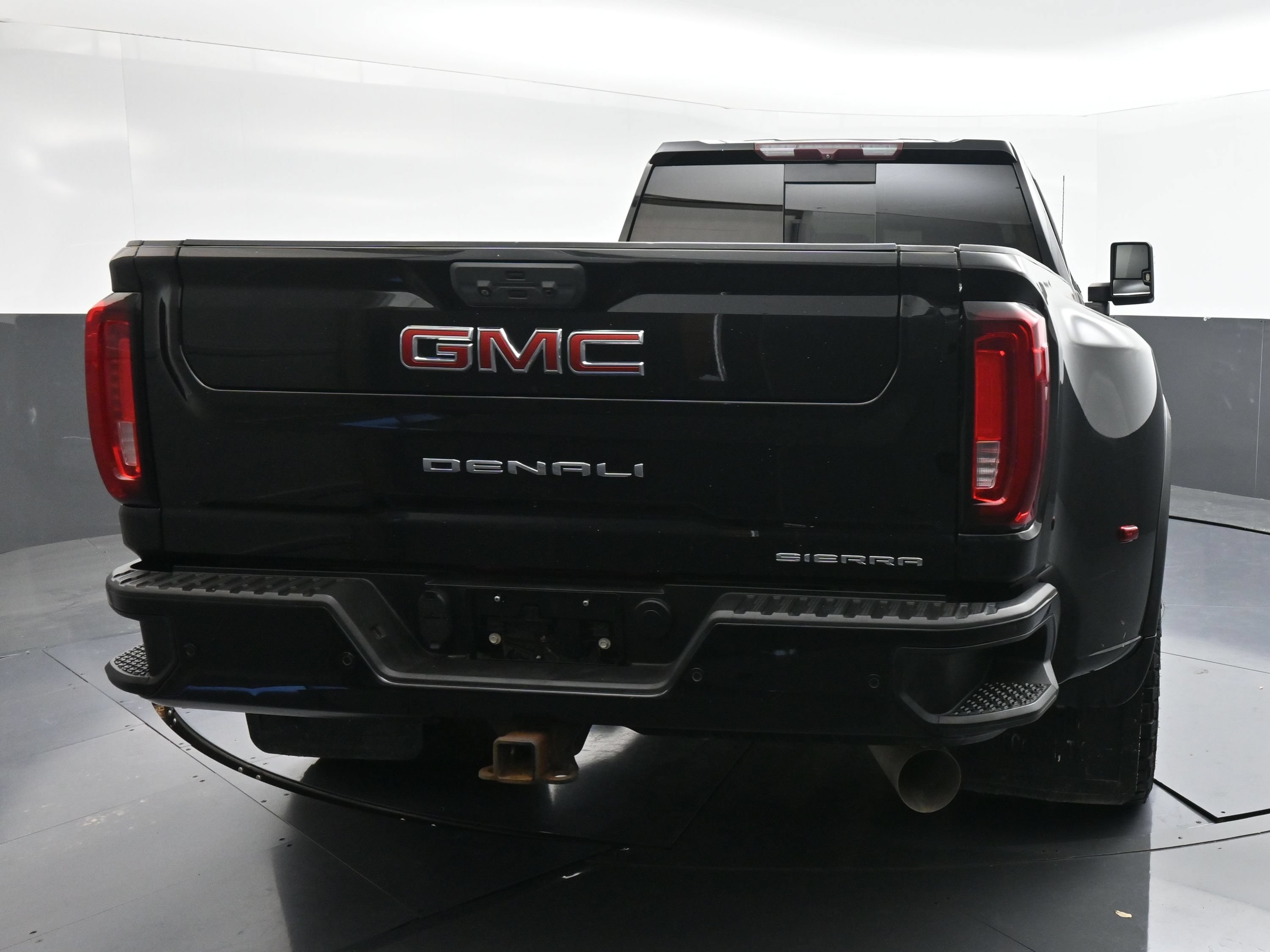 Used 2021 GMC Sierra 3500 Denali AWD/4WD image 8