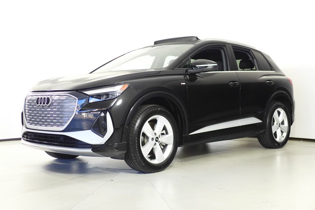 Used 2023 Audi Q4 e-tron Premium Plus w/ Premium Plus image 2