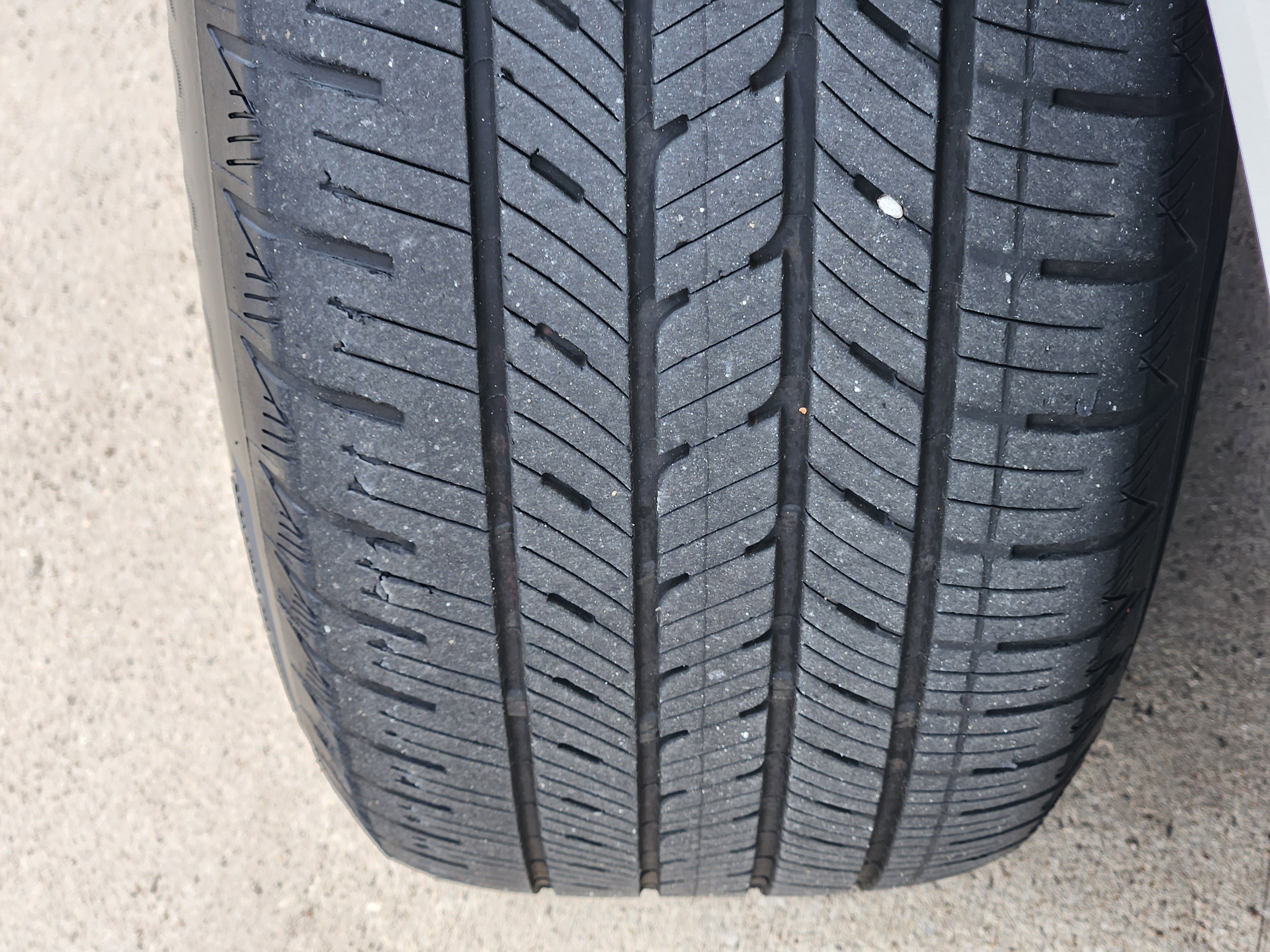 Used 2024 Lexus RX 350 Premium w/ Accessory Package (Z1) image 11