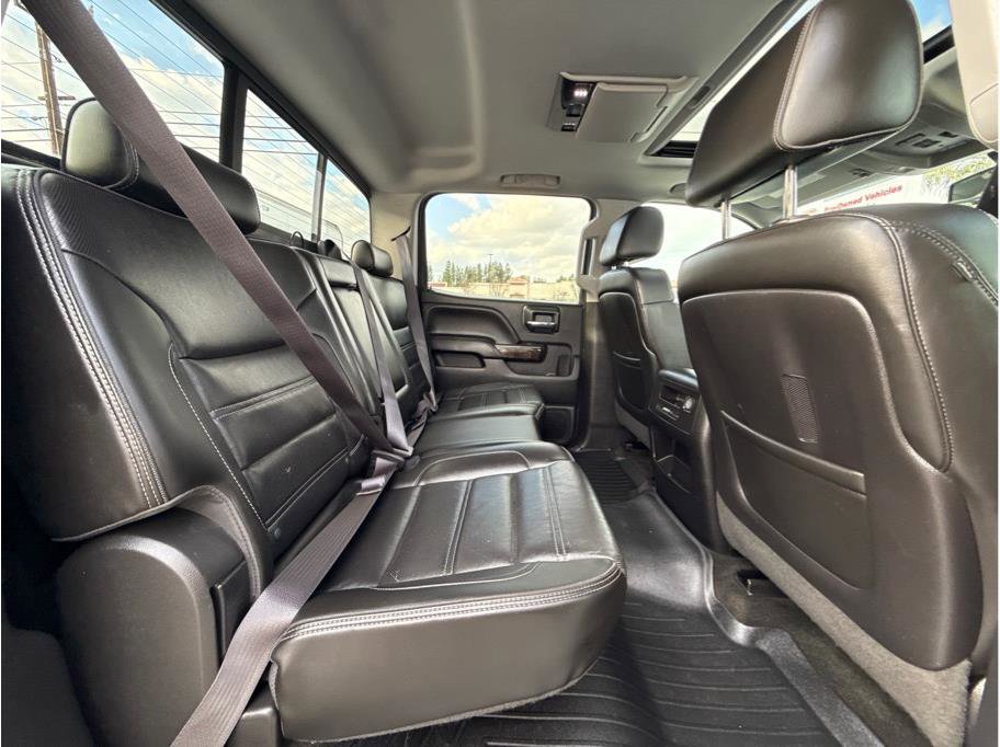 Used 2015 GMC Sierra 3500 Denali image 12