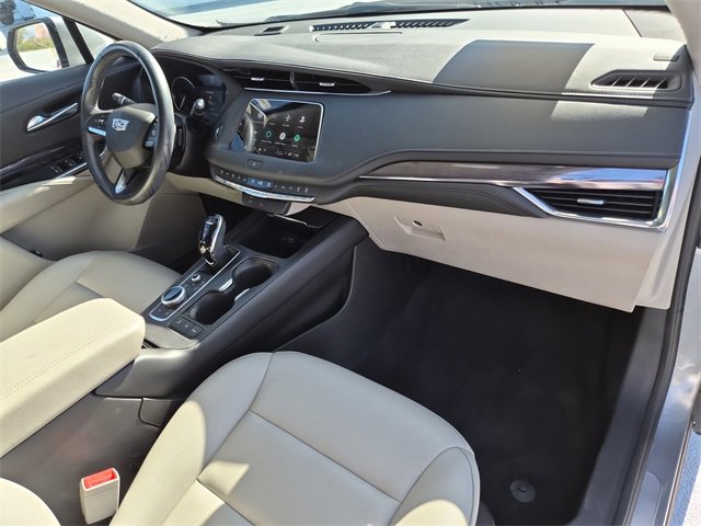 Certified 2023 Cadillac XT4 Luxury image 19