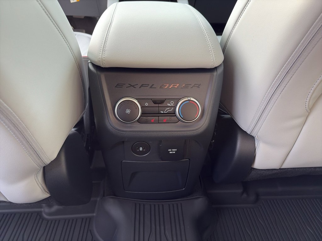 New 2026 Ford Explorer Platinum w/ LUX Leather Package image 29