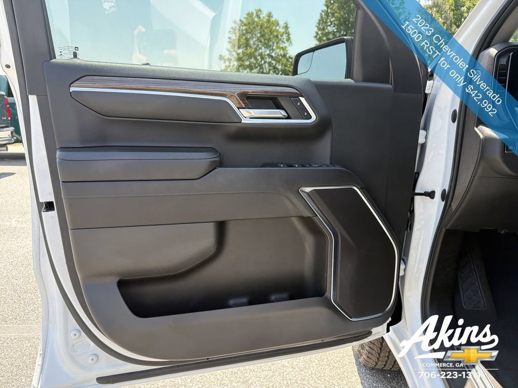 Certified 2023 Chevrolet Silverado 1500 RST w/ Z71 Off-Road Package AWD/4WD image 17