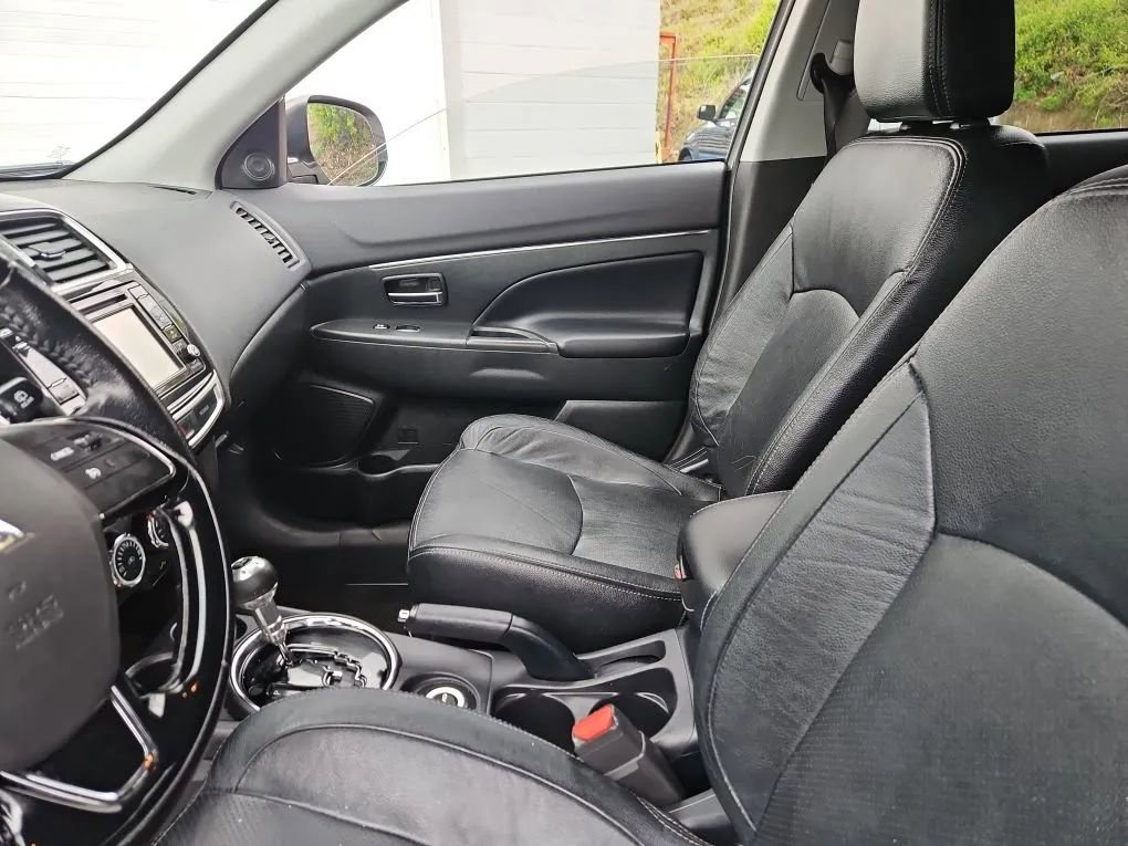 Used 2016 Mitsubishi Outlander Sport SEL AWD/4WD image 22