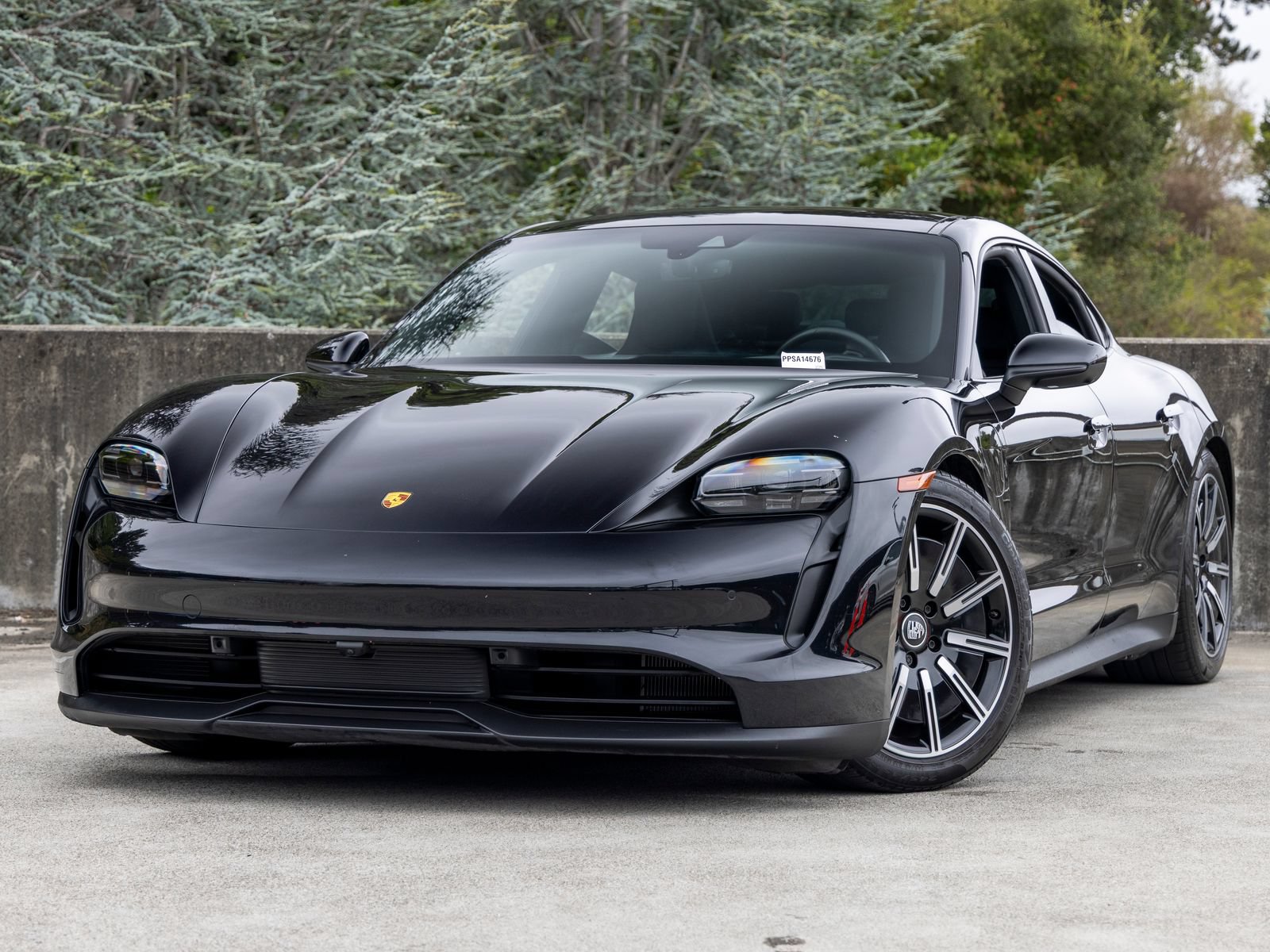 Certified 2023 Porsche Taycan w/ Premium Package RWD image 1