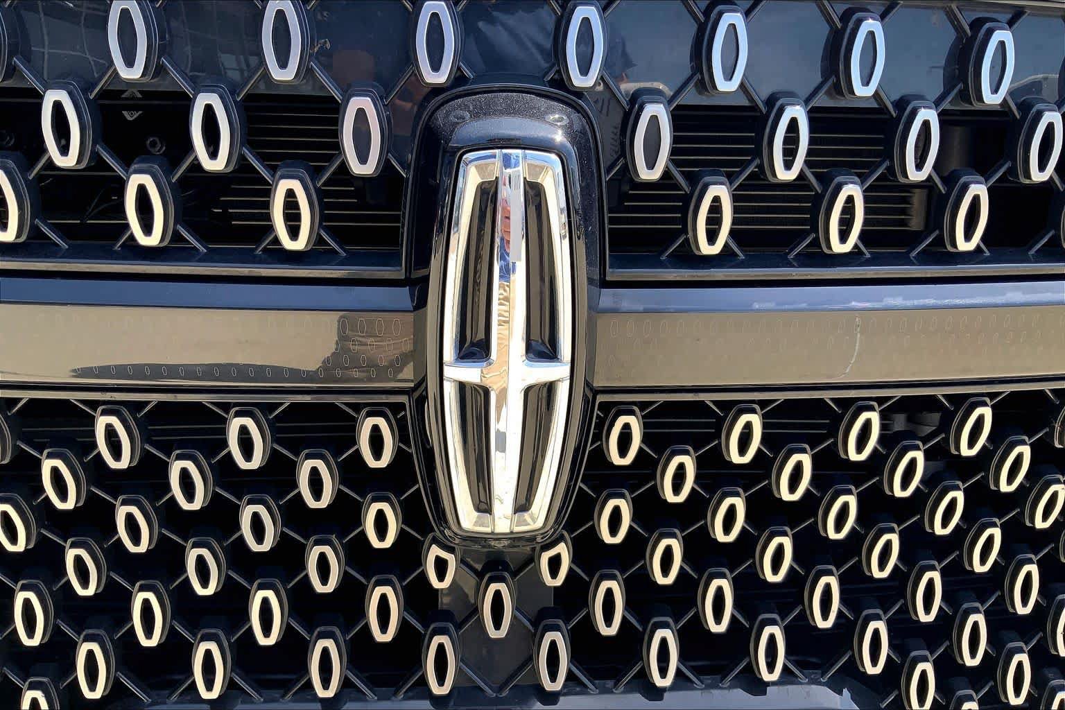 Used 2025 Lincoln Navigator Reserve AWD/4WD image 29