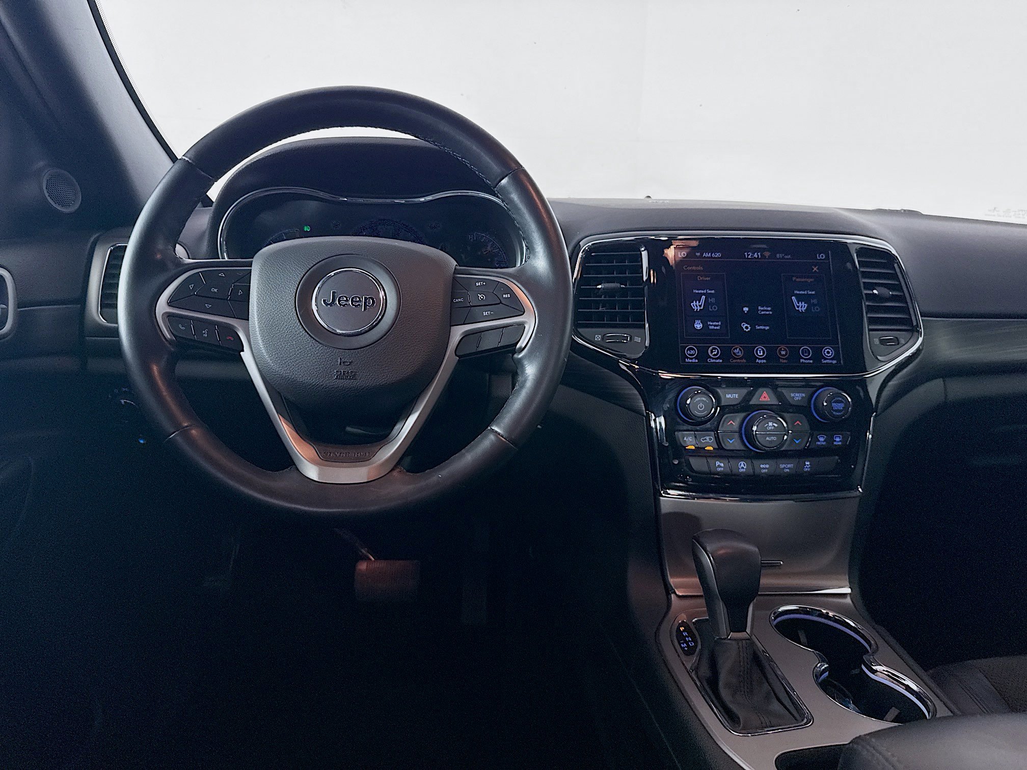 Used 2021 Jeep Grand Cherokee Laredo X image 26