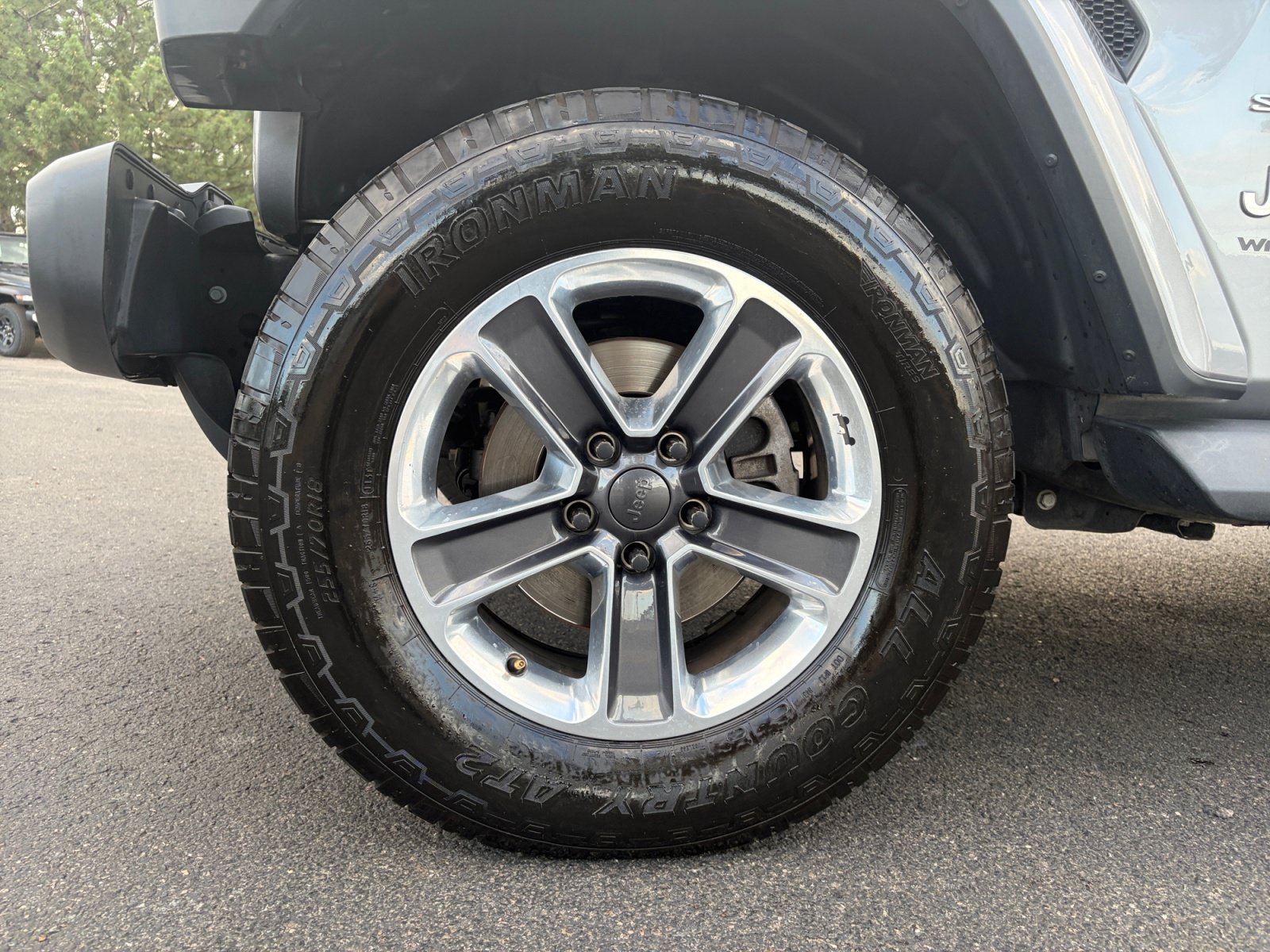 Used 2020 Jeep Wrangler Unlimited Sahara AWD/4WD image 11