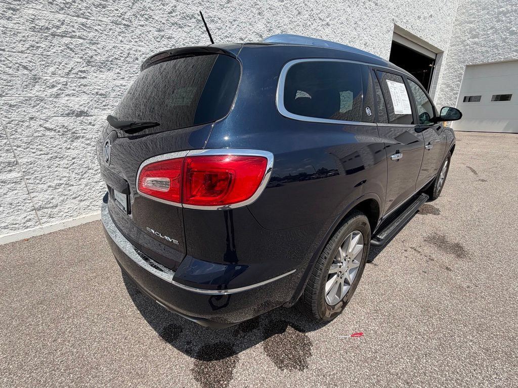 Used 2017 Buick Enclave Leather FWD image 9