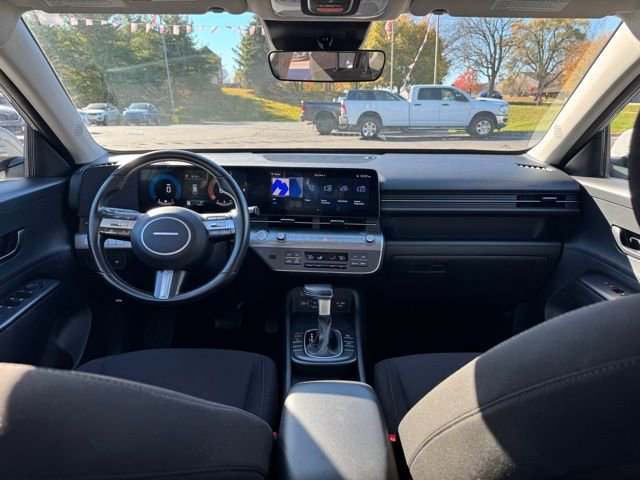 Used 2024 Hyundai Kona SEL image 13