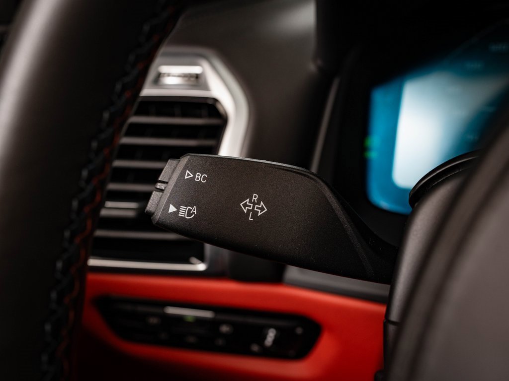 Used 2022 BMW M8 Competition w/ M Carbon Exterior Package image 29