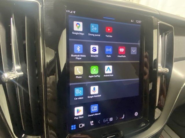 Used 2023 Volvo XC60 B5 Core w/ Climate Package image 22