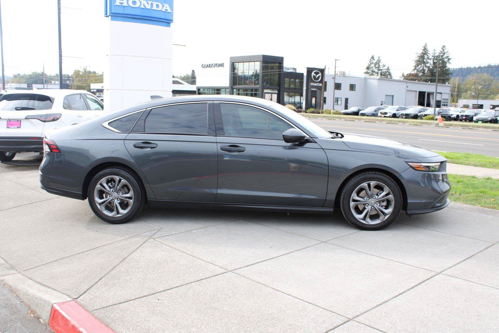 Used 2024 Honda Accord EX image 5