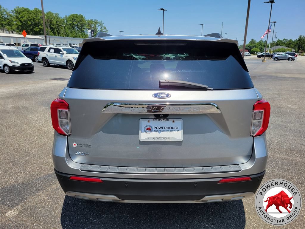 Certified 2023 Ford Explorer XLT w/ Equipment Group 202A AWD/4WD image 4
