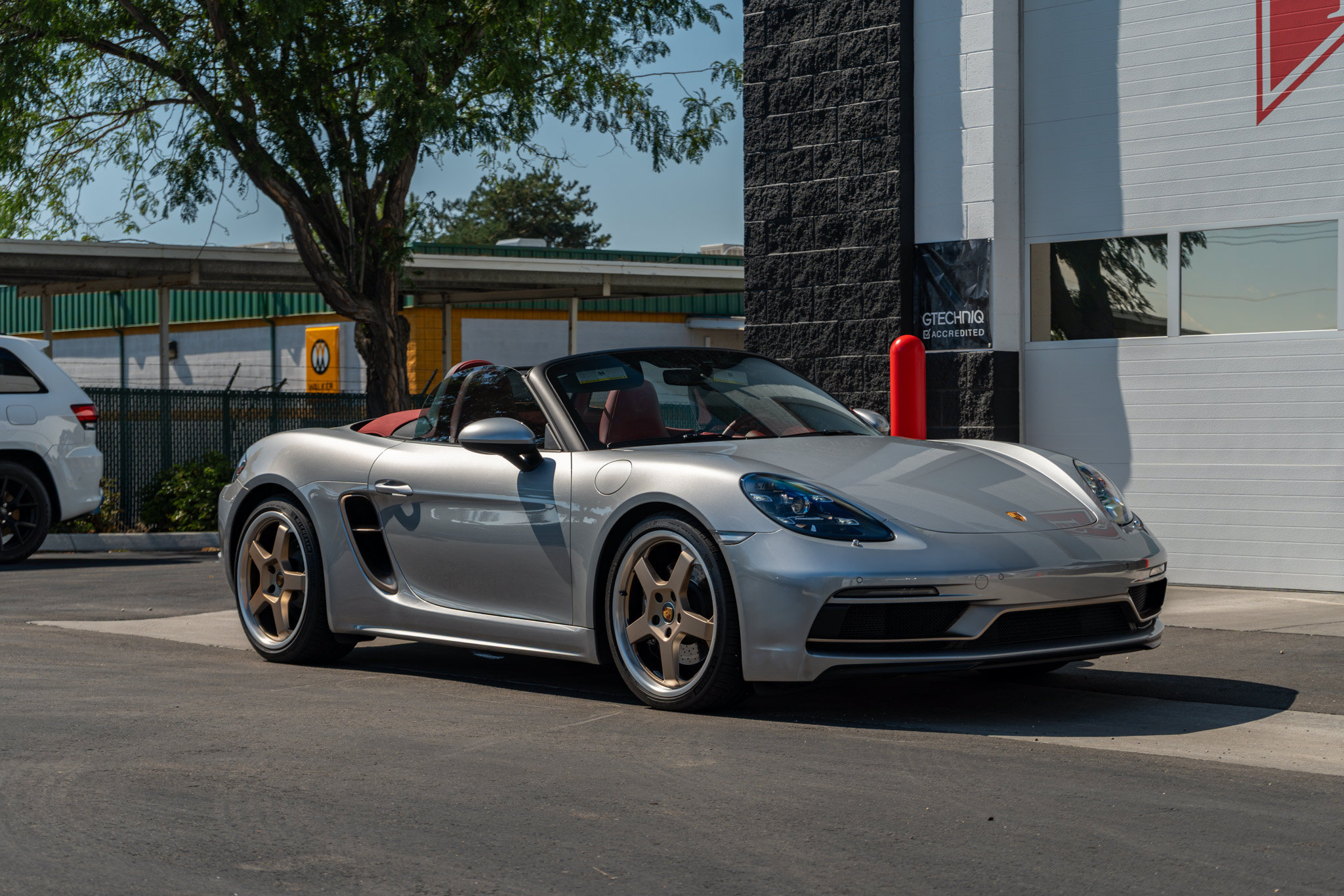 Used 2021 Porsche 718 Boxster RWD image 26