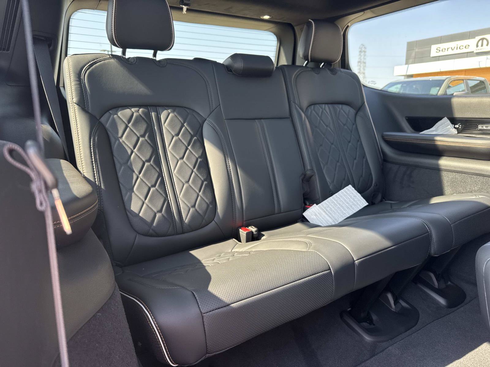 New 2026 Jeep Grand Wagoneer Summit AWD/4WD image 9