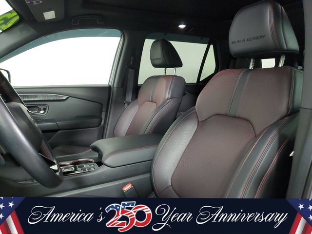 Used 2025 Honda Pilot Black Edition image 24