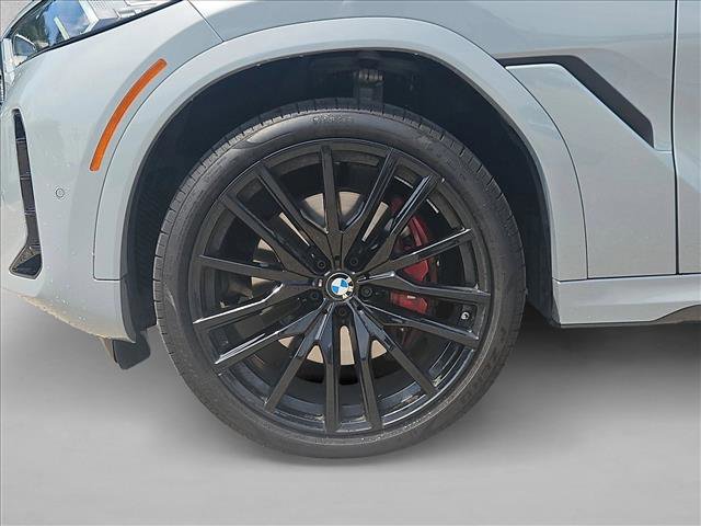 Certified 2026 BMW X6 xDrive40i w/ Climate Comfort Package AWD/4WD image 22