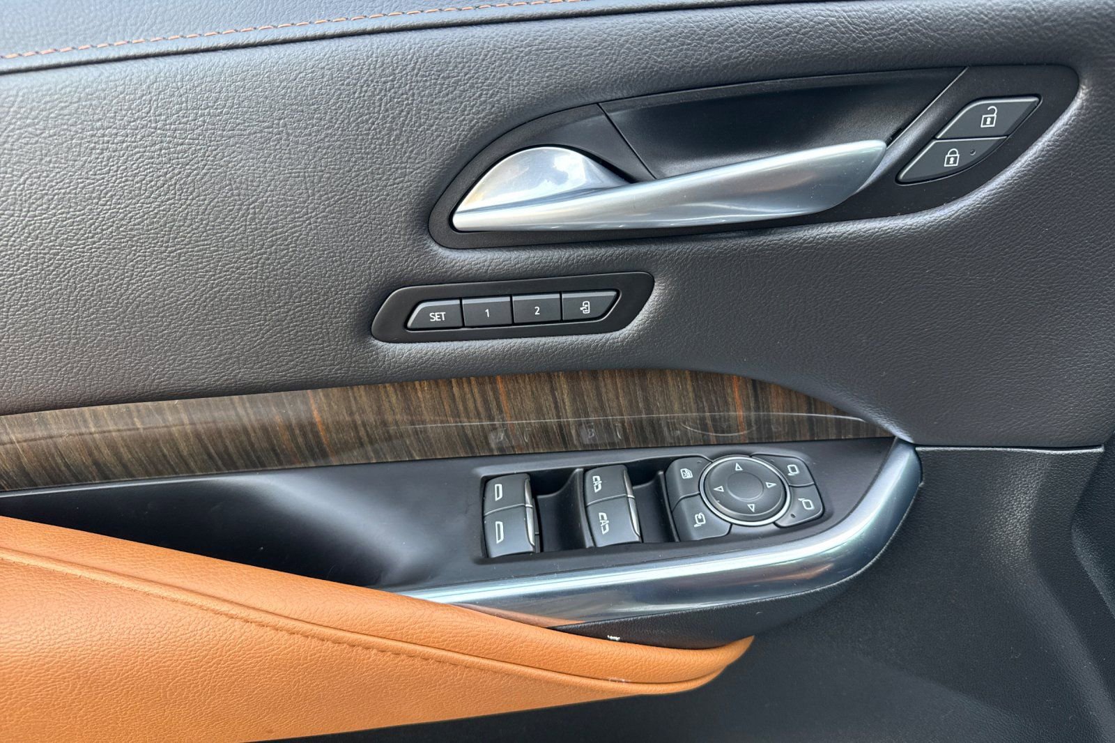 Used 2023 Cadillac XT4 Sport image 11