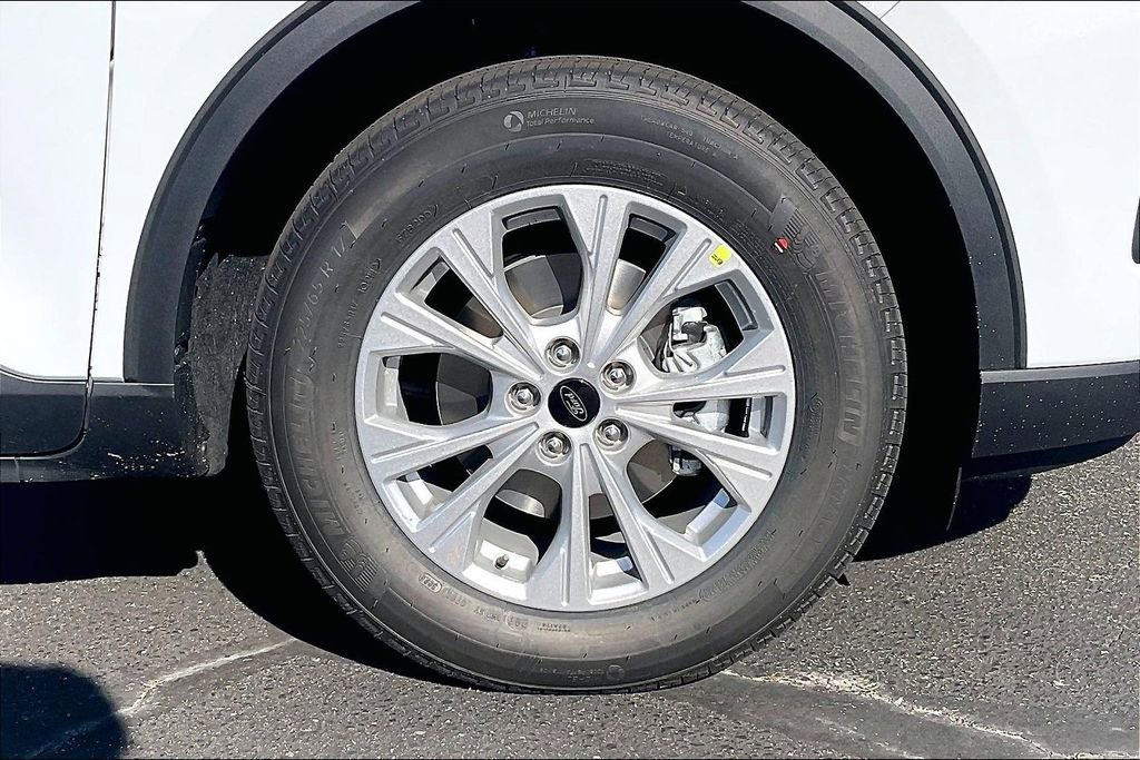 New 2026 Ford Escape Active image 12