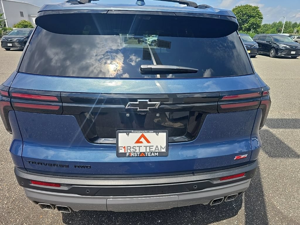 Used 2026 Chevrolet Traverse Z71 w/ Driver Confidence Package AWD/4WD image 6