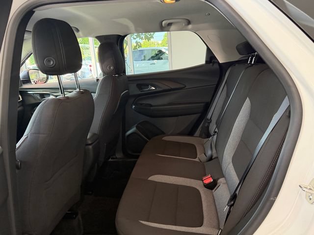 Used 2024 Chevrolet TrailBlazer LS w/ LS Convenience Package AWD/4WD image 11