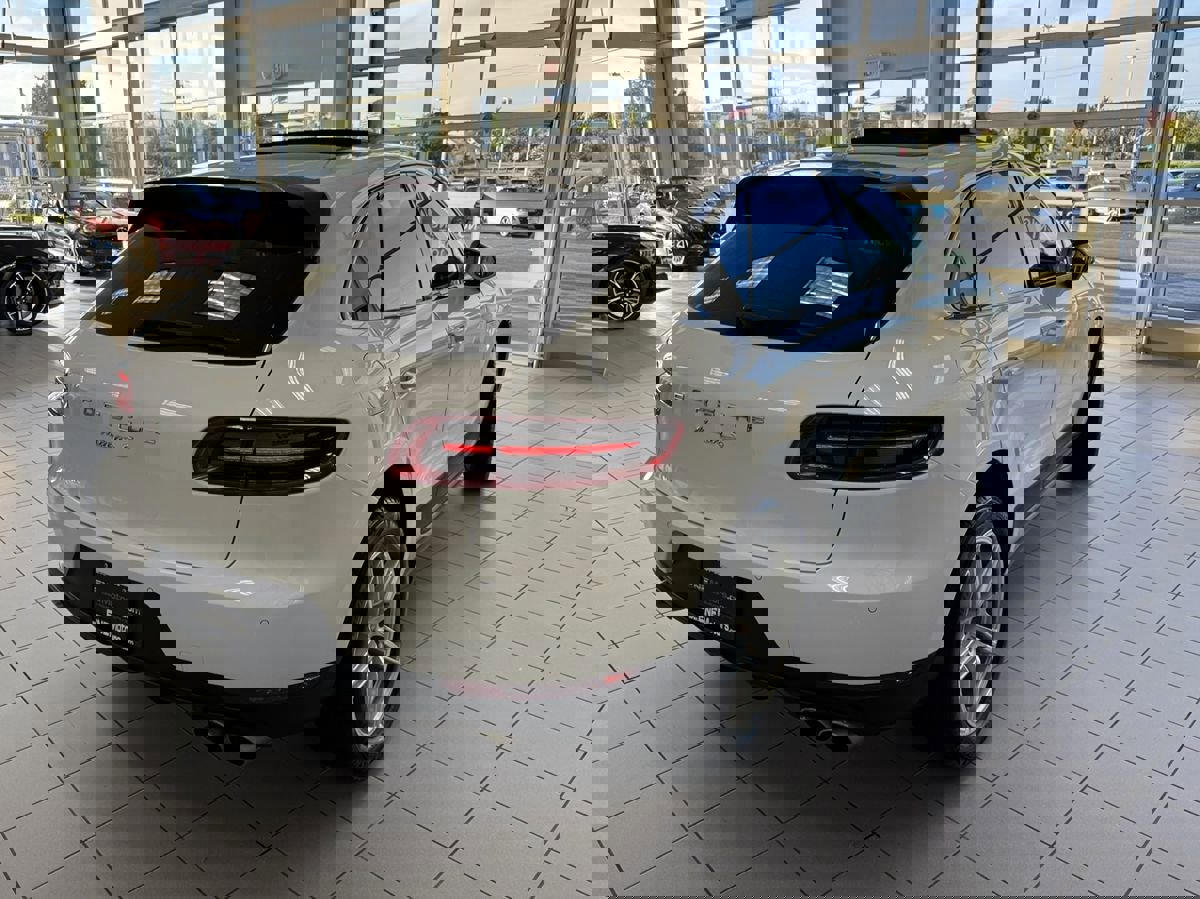 Used 2015 Porsche Macan S image 58