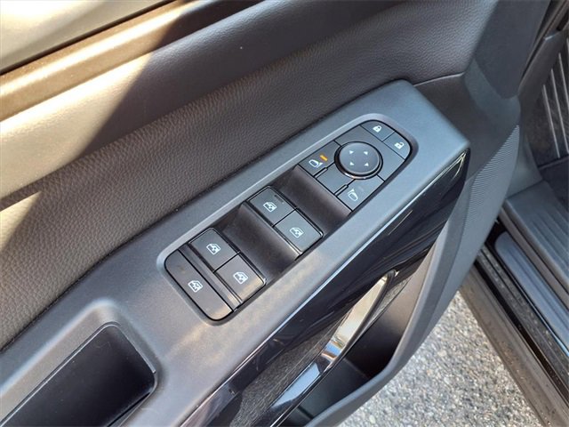 Certified 2024 Nissan Pathfinder SV image 17