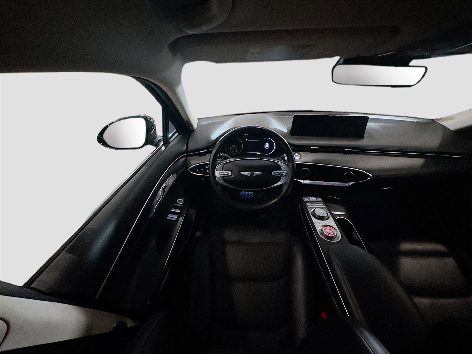 Used 2025 Genesis GV70 2.5T image 3