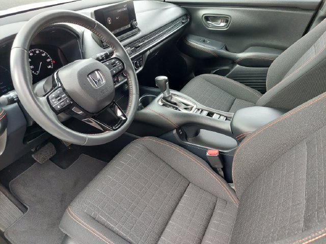 Used 2024 Honda HR-V Sport image 9