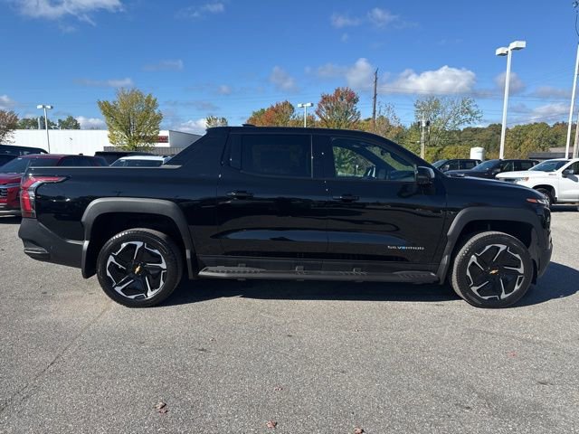 New 2026 Chevrolet Silverado EV LT image 7