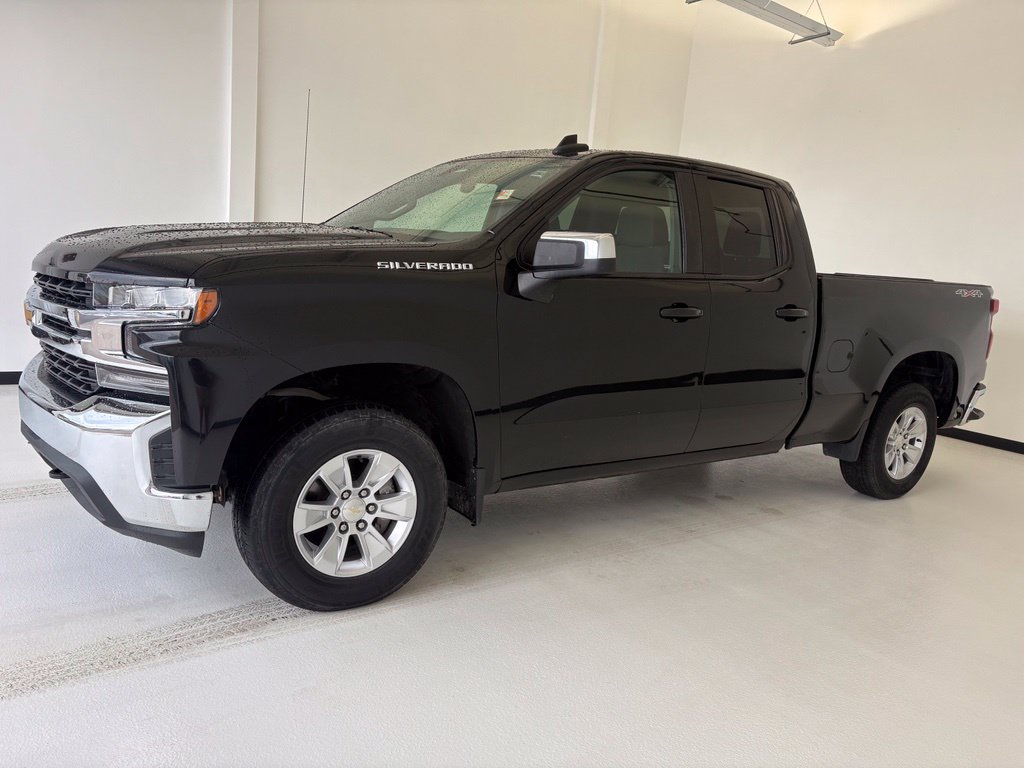 Used 2020 Chevrolet Silverado 1500 LT w/ Trailering Package AWD/4WD image 15