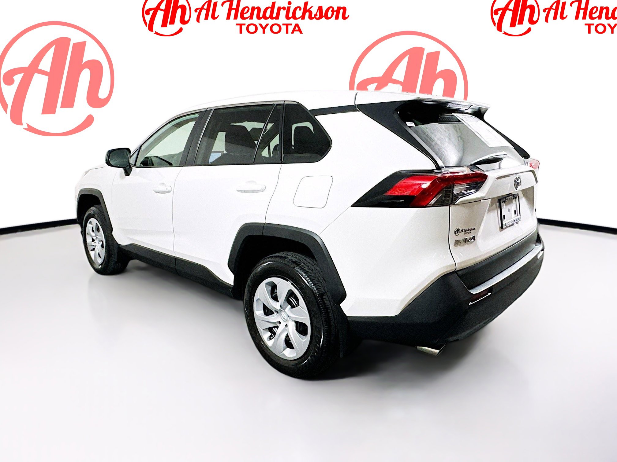 Used 2025 Toyota RAV4 LE image 5