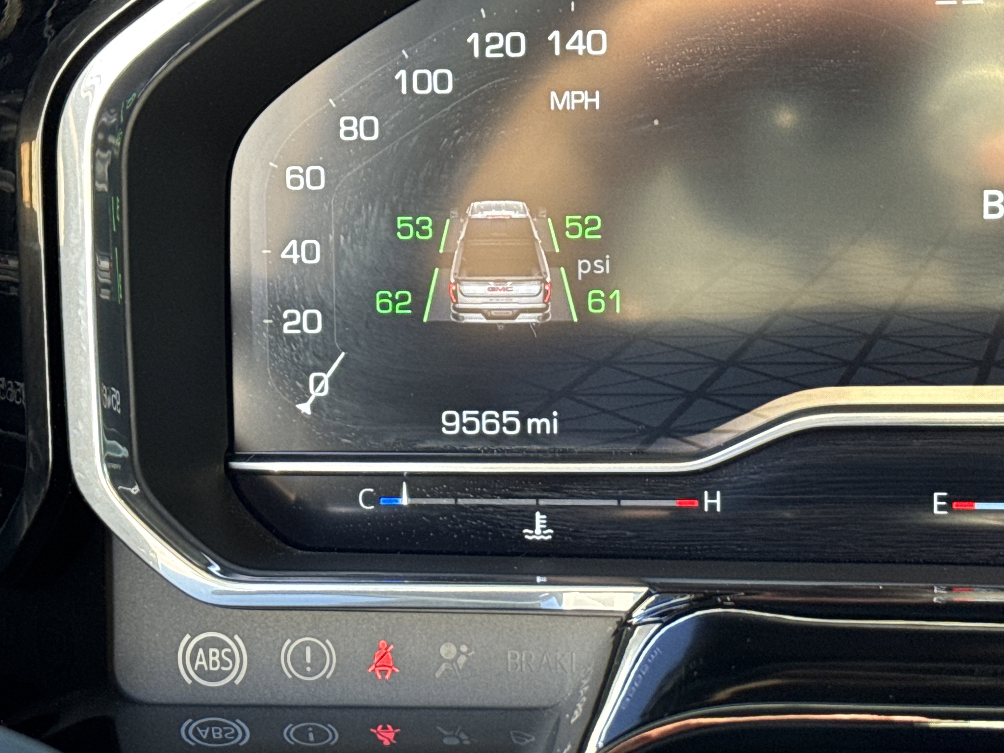 Used 2024 GMC Sierra 2500 SLT w/ SLT Convenience Package image 32