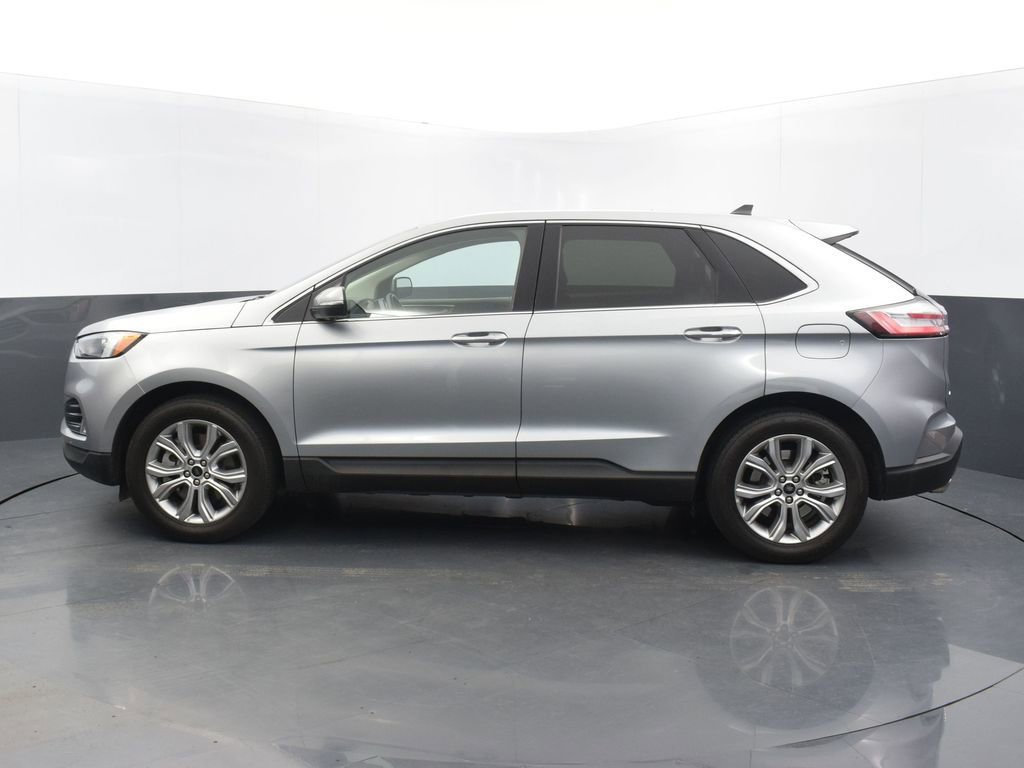 Used 2024 Ford Edge Titanium image 5