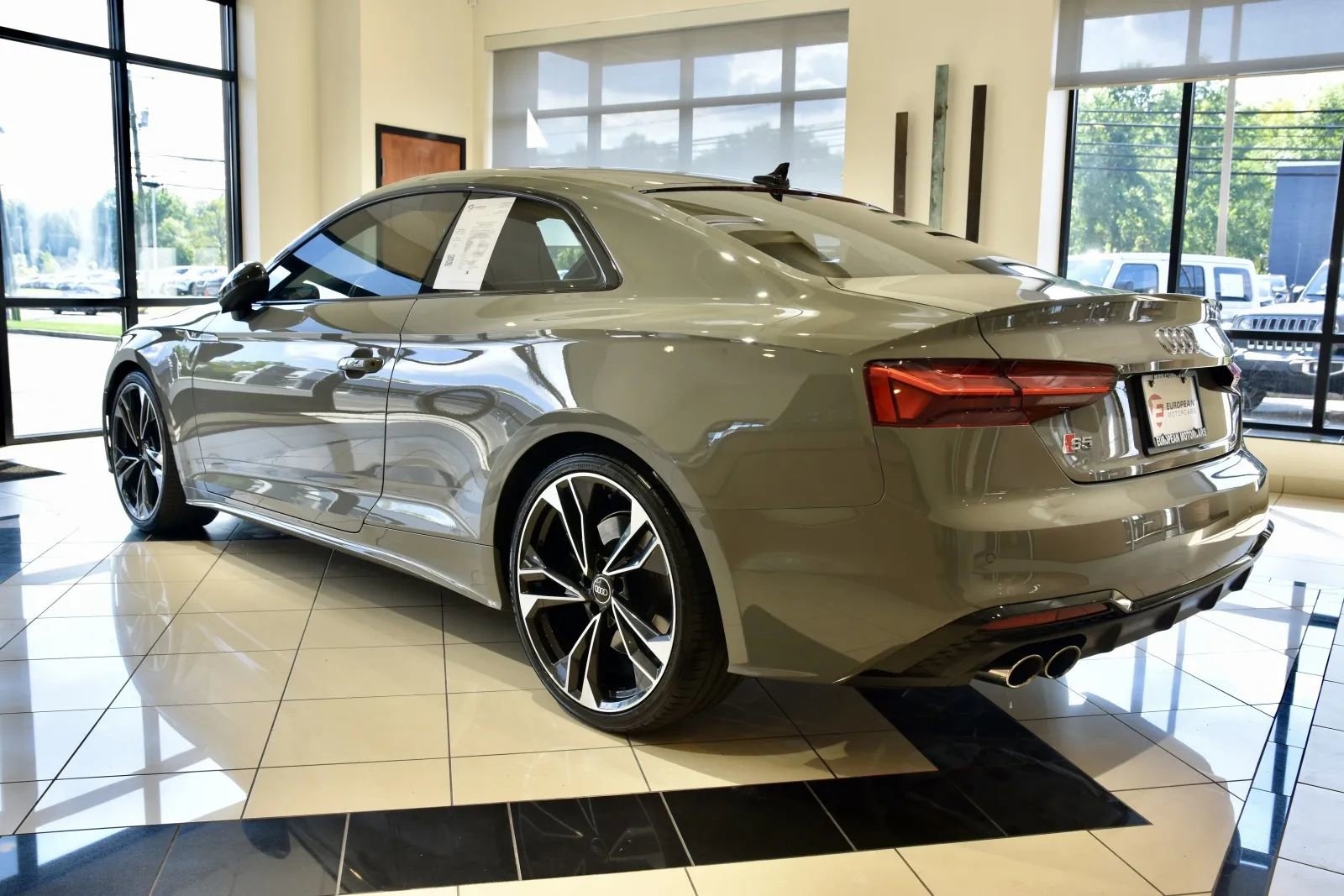 Used 2022 Audi S5 Premium Plus image 4