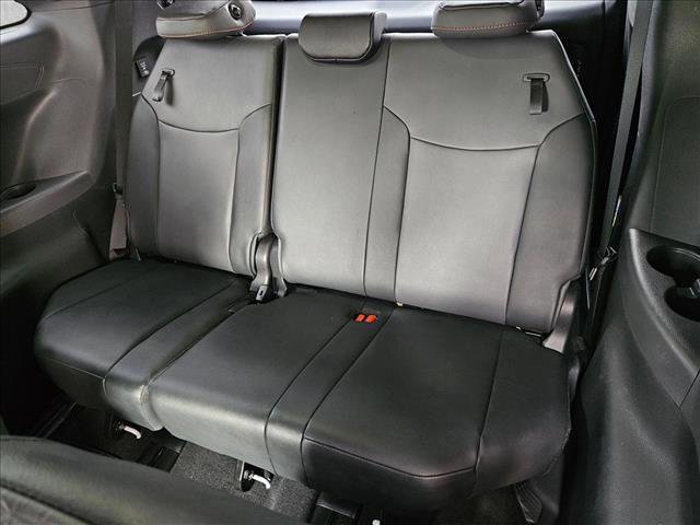 Used 2021 Toyota Sienna XSE w/ XSE Plus Package AWD/4WD image 19