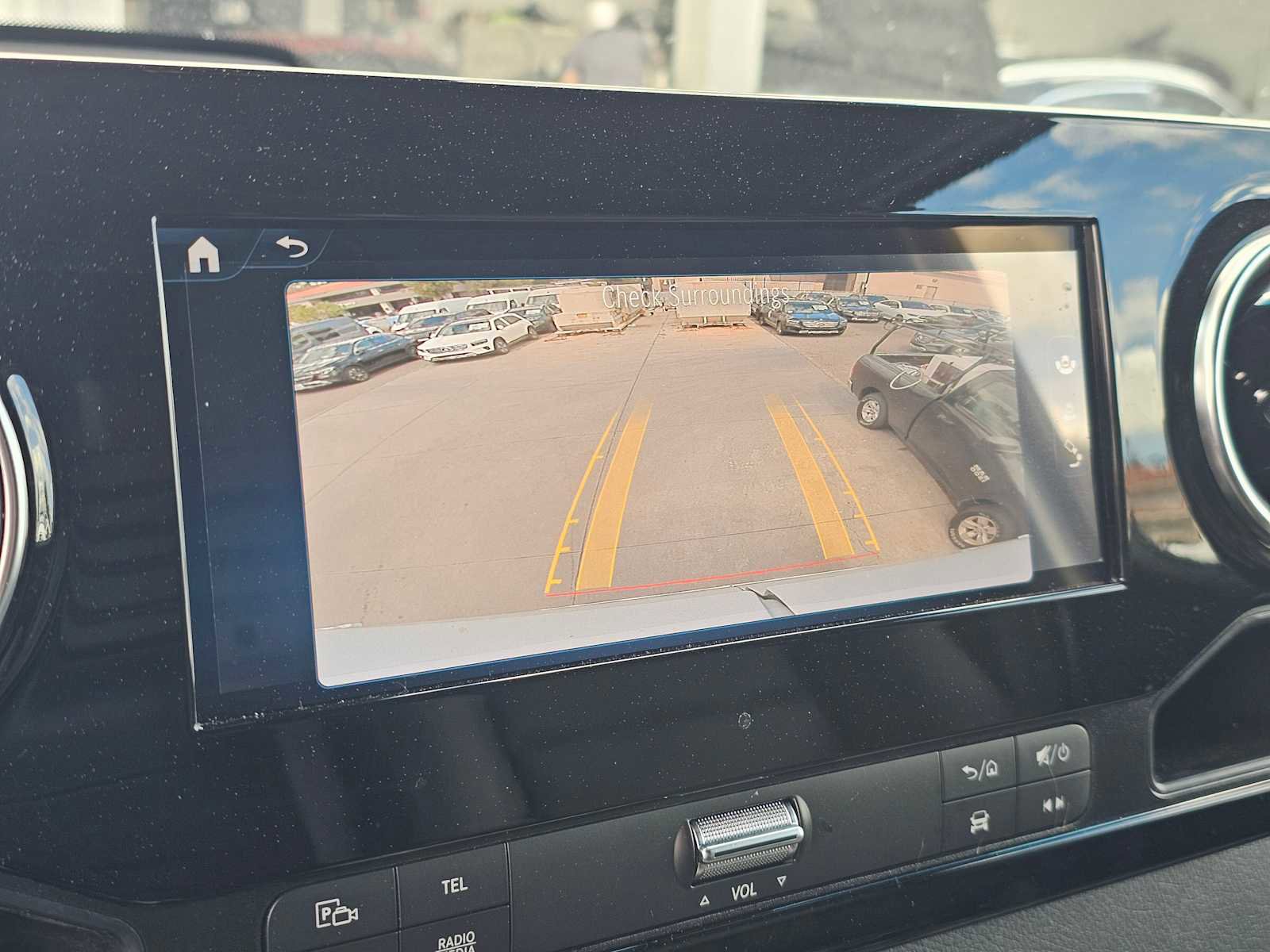 Used 2025 Mercedes-Benz Sprinter 2500 image 25