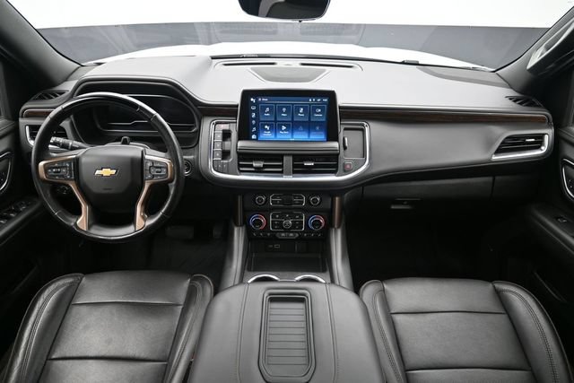 Used 2023 Chevrolet Suburban High Country w/ Advanced Technology Package AWD/4WD image 23