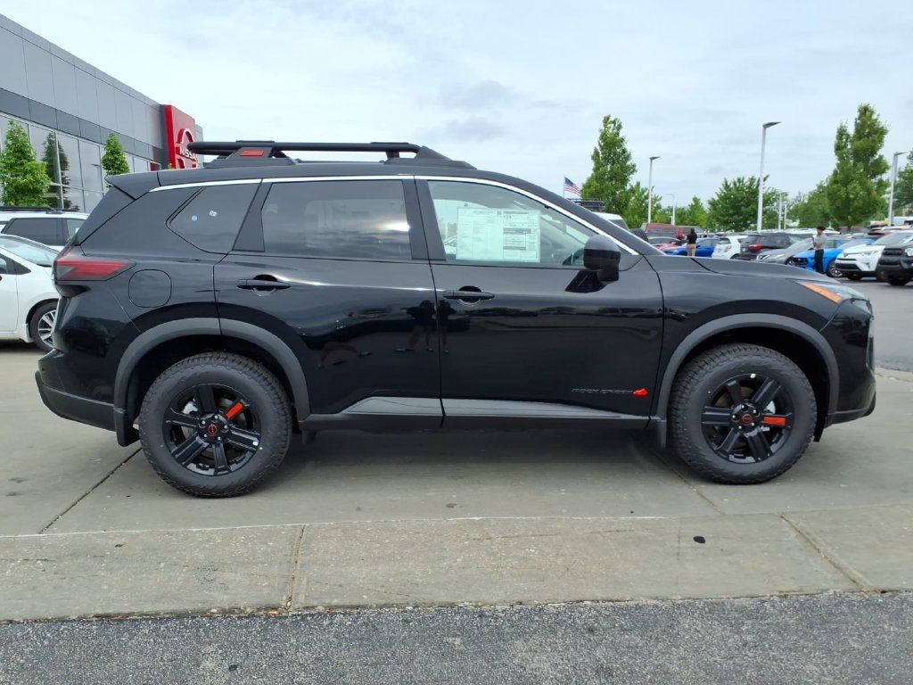 New 2026 Nissan Rogue SV AWD/4WD image 8