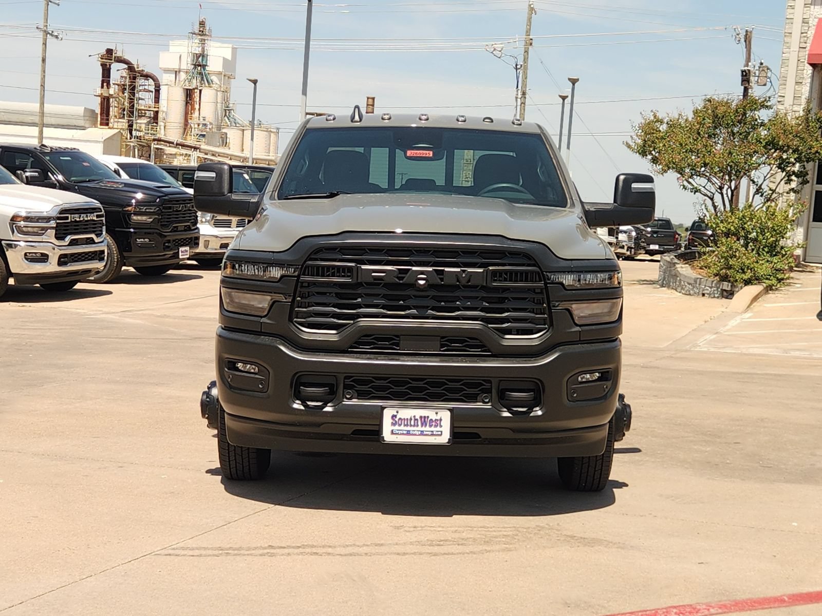 New 2026 RAM 3500 Tradesman AWD/4WD image 6
