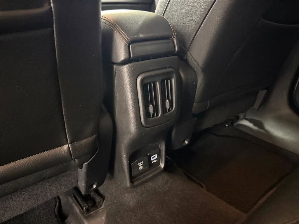Used 2018 Jeep Compass Limited image 25