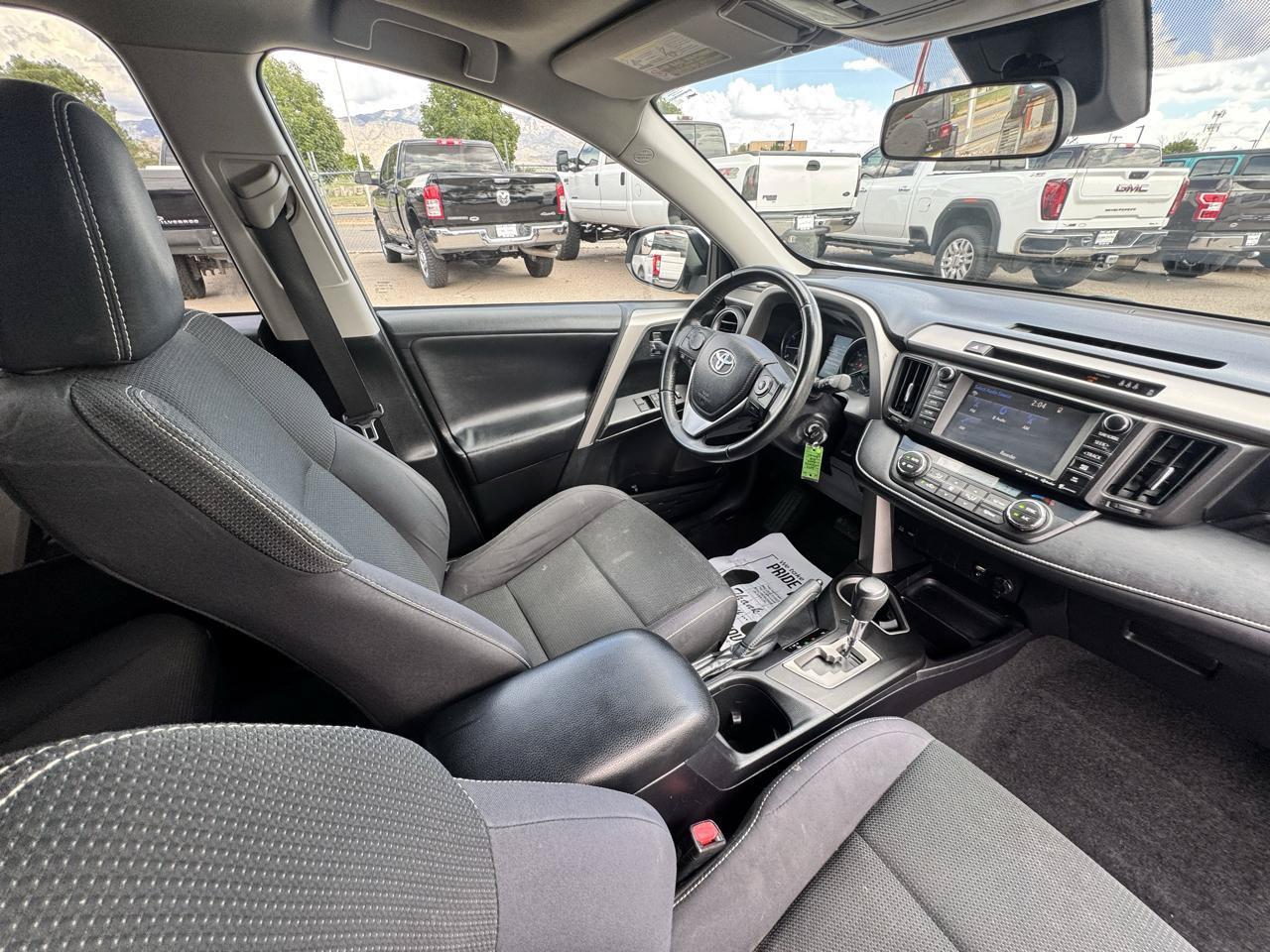 Used 2017 Toyota RAV4 XLE w/ All Weather Liner Package AWD/4WD image 10