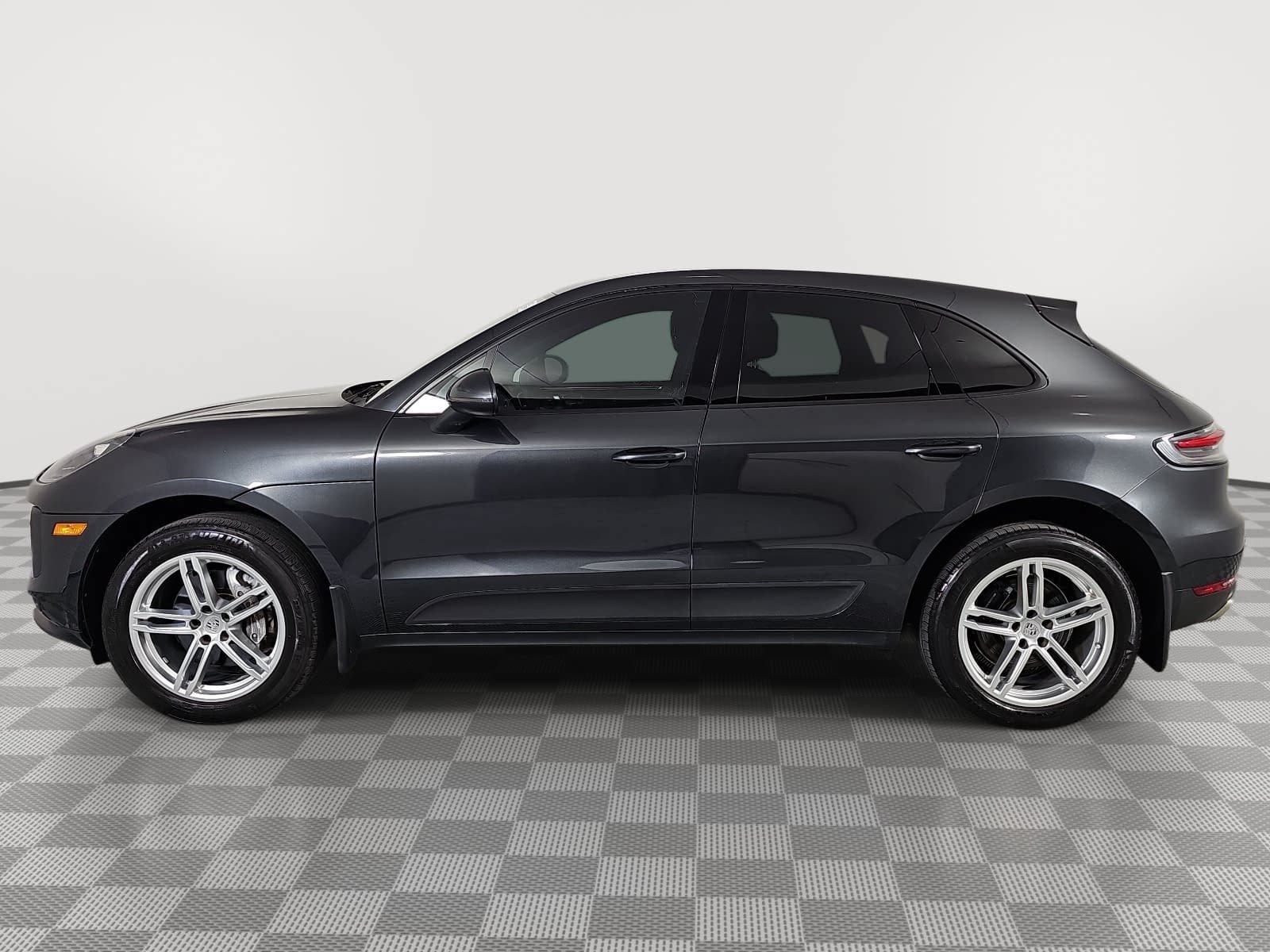 Used 2021 Porsche Macan AWD/4WD image 5