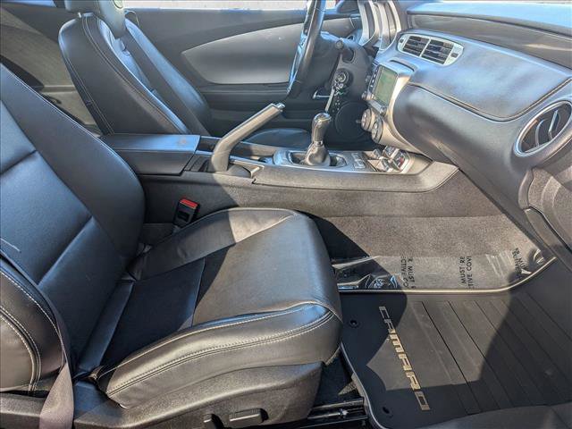 Used 2015 Chevrolet Camaro LT image 21