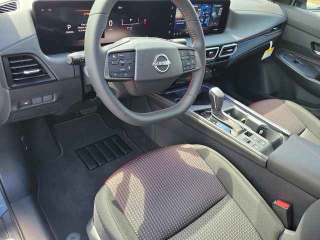 New 2026 Nissan Sentra SR w/ Floor Mat Package FWD image 19