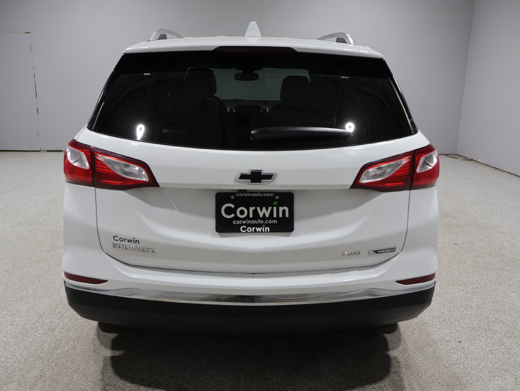 Used 2018 Chevrolet Equinox Premier w/ Premier True North Edition AWD/4WD image 3