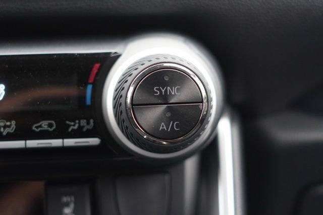 Certified 2025 Toyota RAV4 XSE image 33